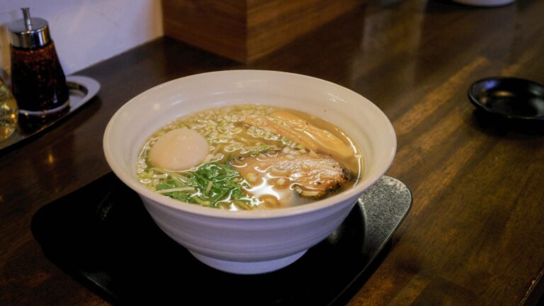 ラーメン　芳賀　PR記事制作